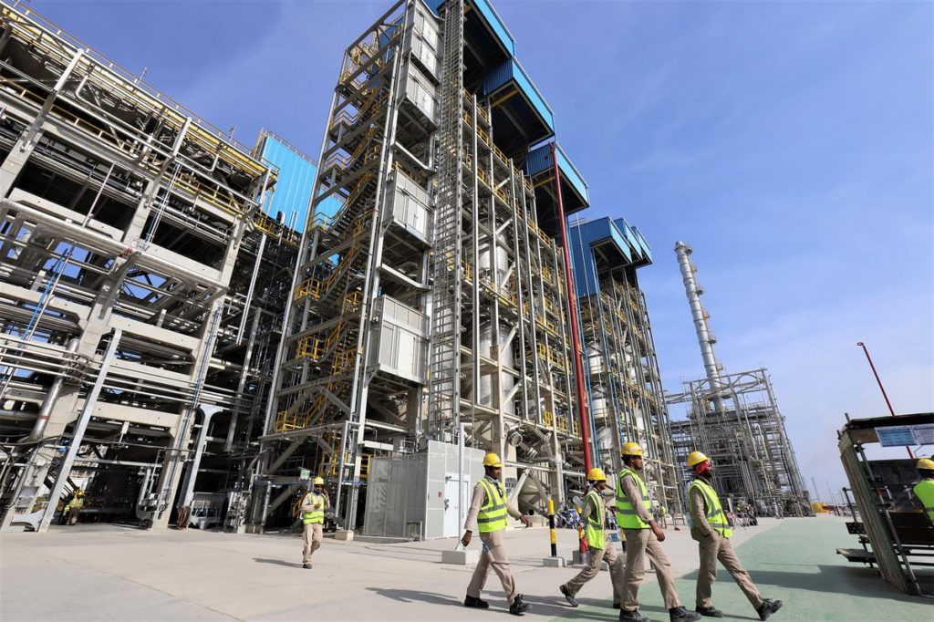 Kuwait Exports First Shipment of Jet Fuel From New Zour Refinery