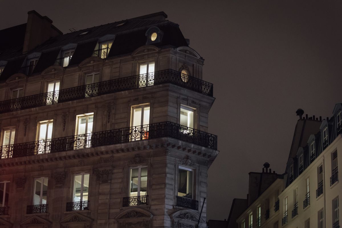 Bank of France Outlook Fuels Doubts Over Government Optimism