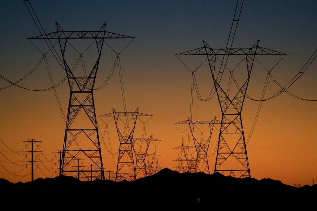 Eastern US Power Grid Orders Cuts, Issues System-Wide Emergency