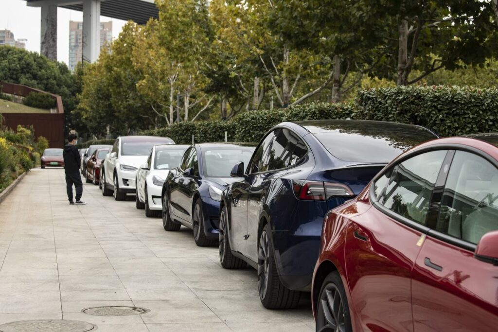 Tesla Faces Protests in China From Owners Unhappy Over Price Cuts