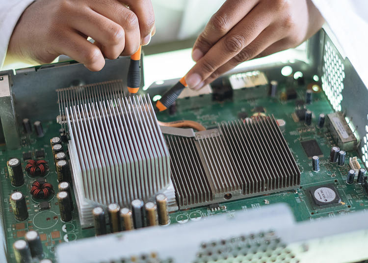 Apple stock up, Broadcom down after CEO Tim Cook chooses own Wi-Fi chip