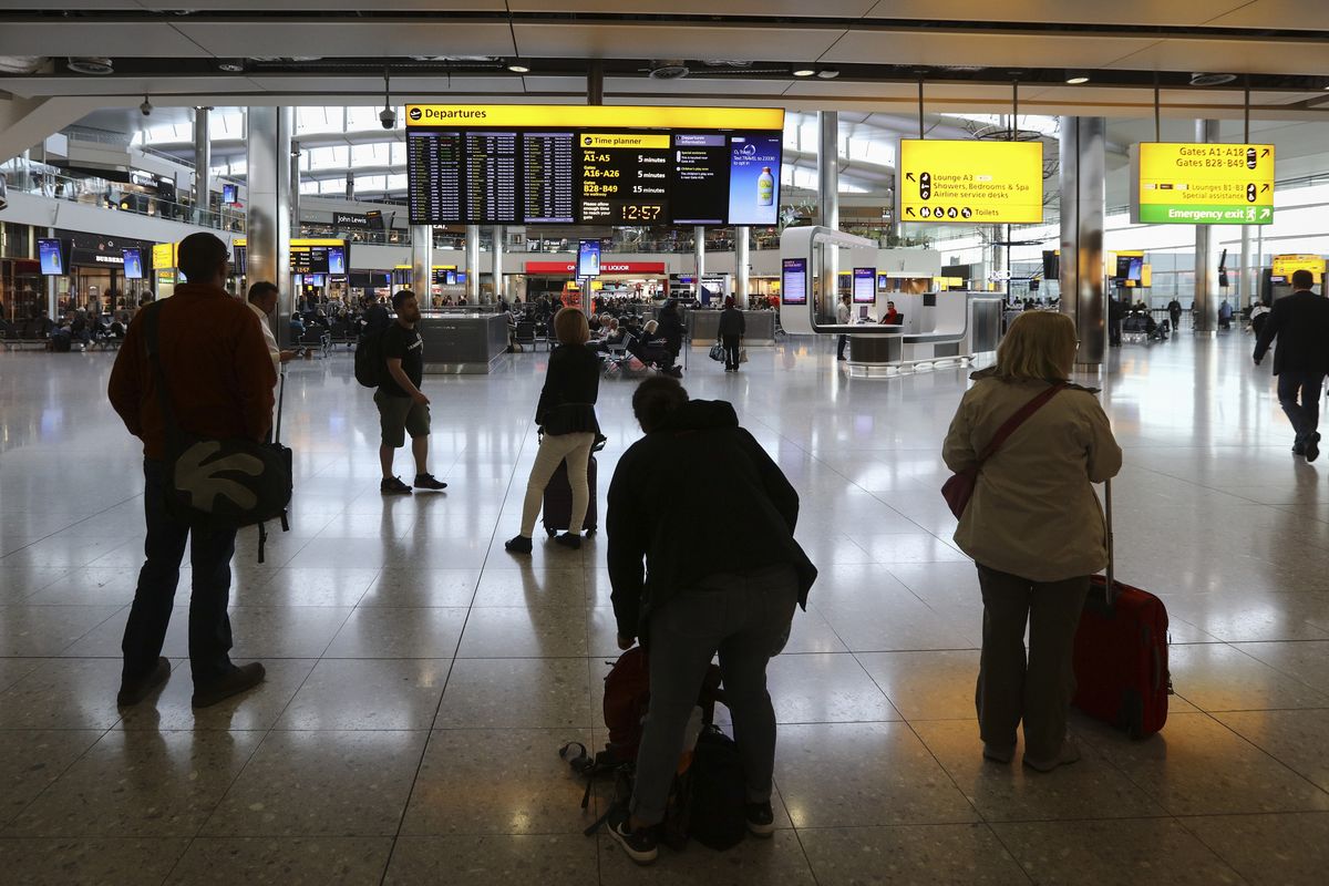 UK Reinstates Airport Slot Rules as Travel Rebounds From Slump