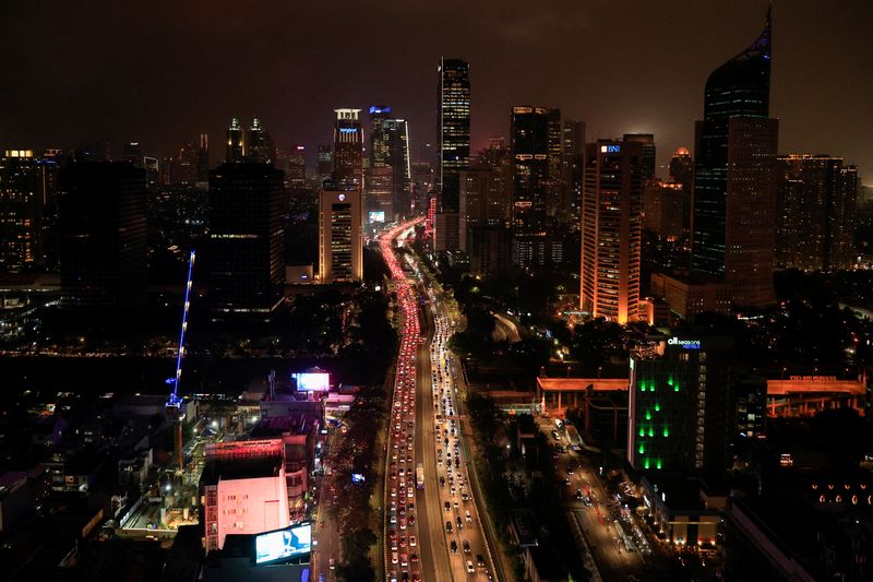 Indonesian president sees 2022 GDP growth at 5.2%-5.3%