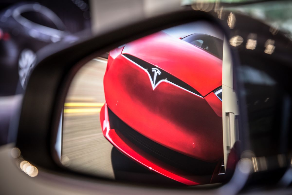 Tesla Can’t Duck Defect Trial Over Double-Fatal 2016 Wreck