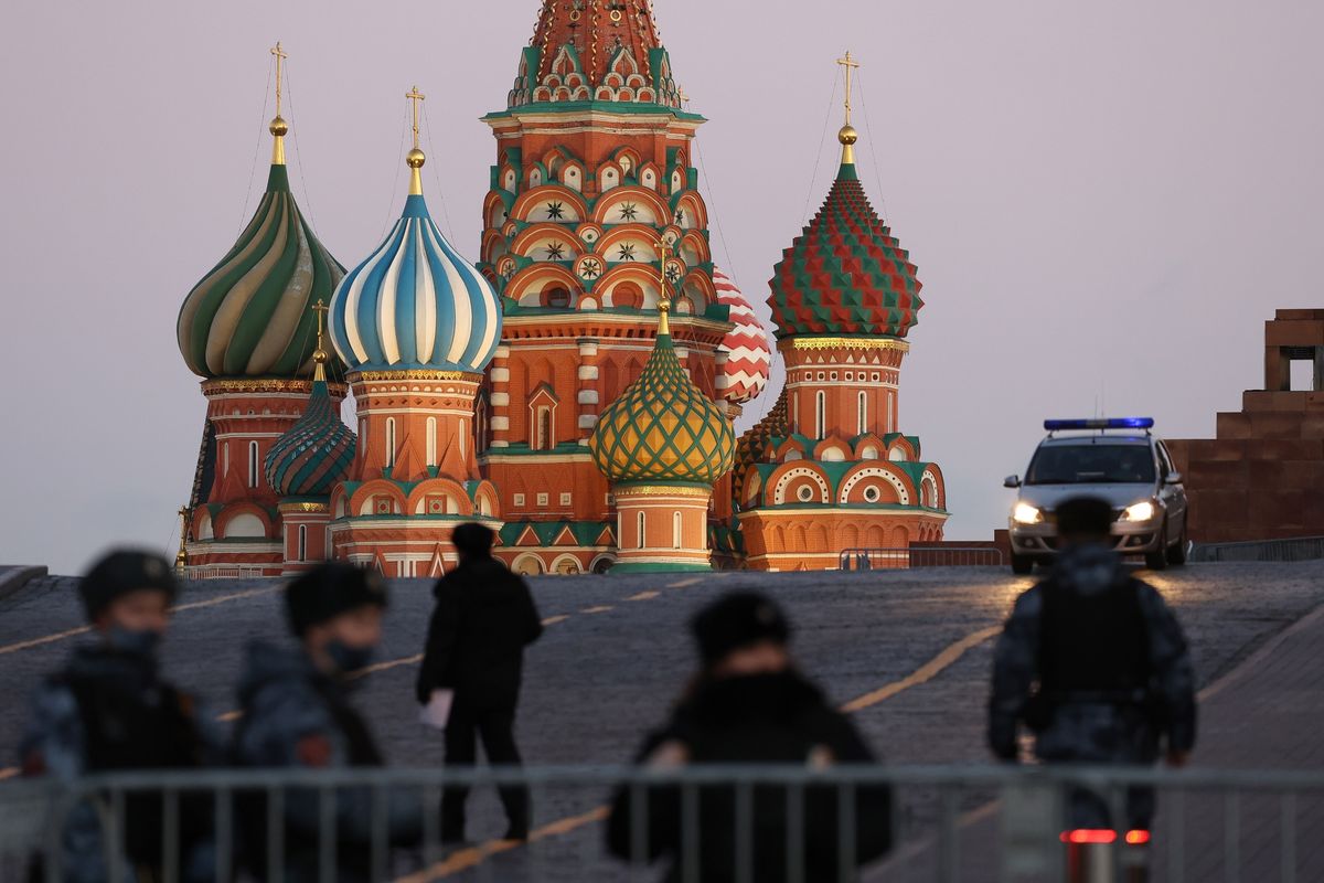 Russia Survived a Year of Sanctions by Investing as Never Before