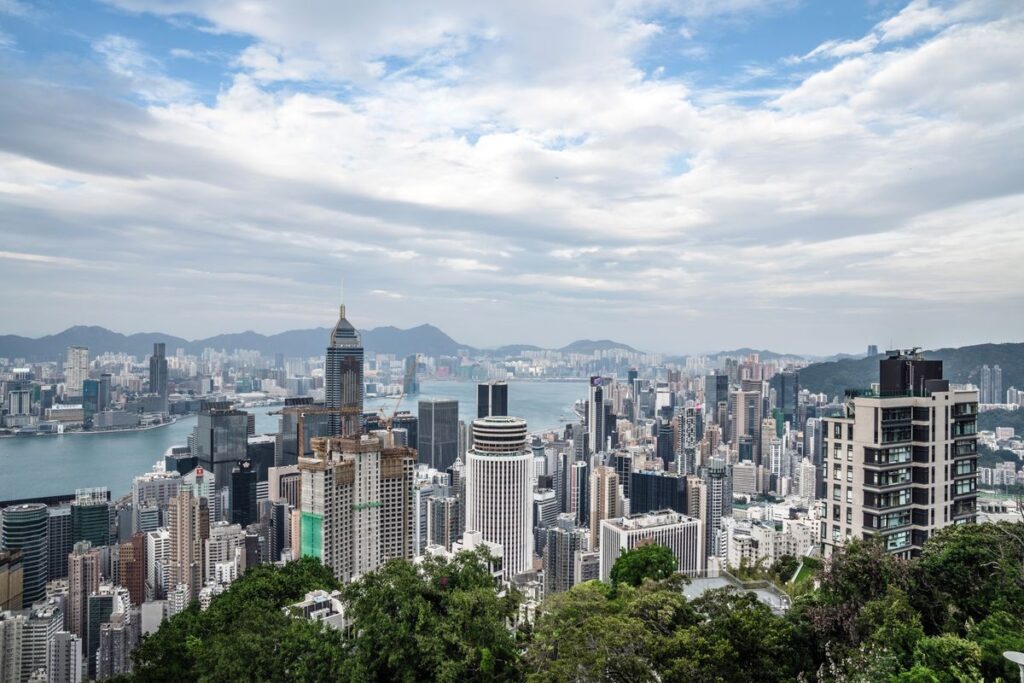Hong Kong Hires Banks For Inaugural Tokenized Green Notes