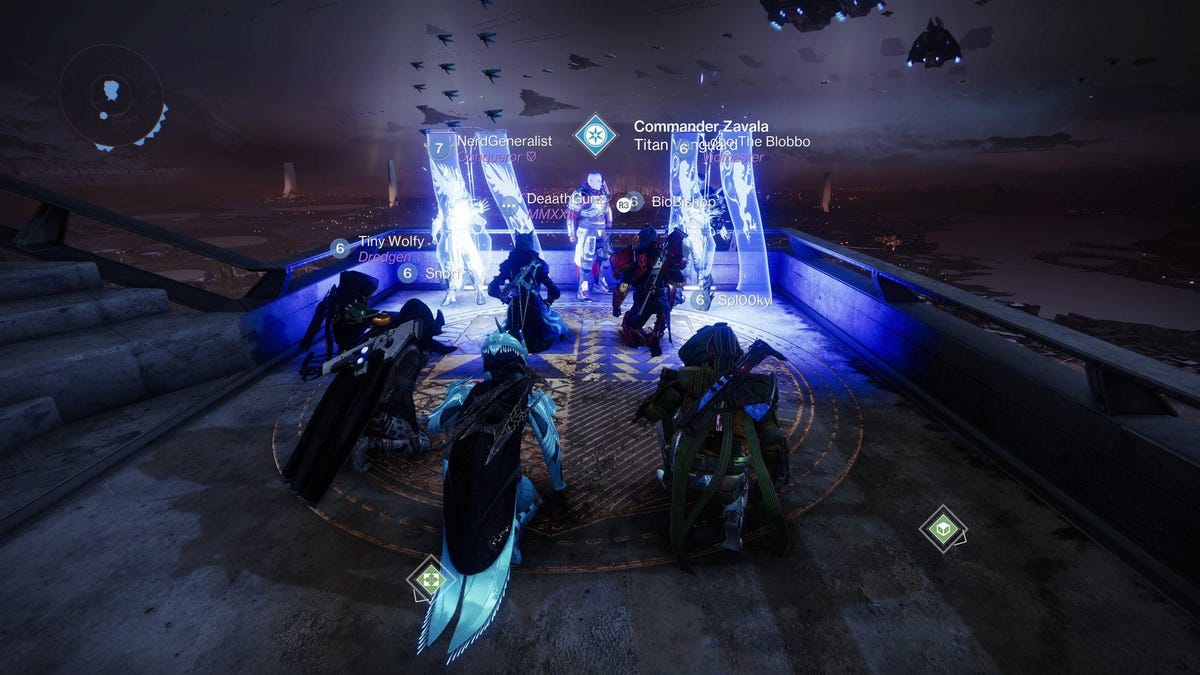 Thousands of ‘Destiny 2’ Players Pay Tribute to Lance Reddick’s Zavala in the Tower