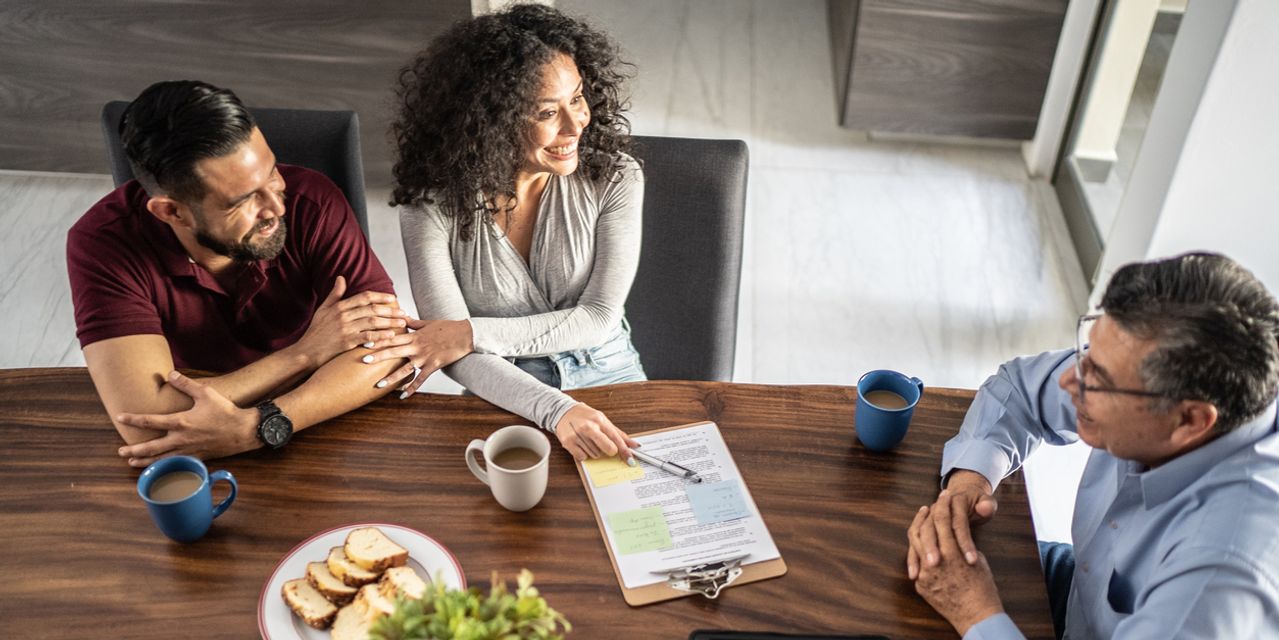 : Why does my credit score keep changing? And 5 other questions to ask right now about your credit score.