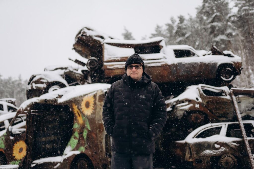 Ukraine Needs Ambulances, Other Transport, Here’s What Scott Kelly, UNITED24 Have Been Doing
