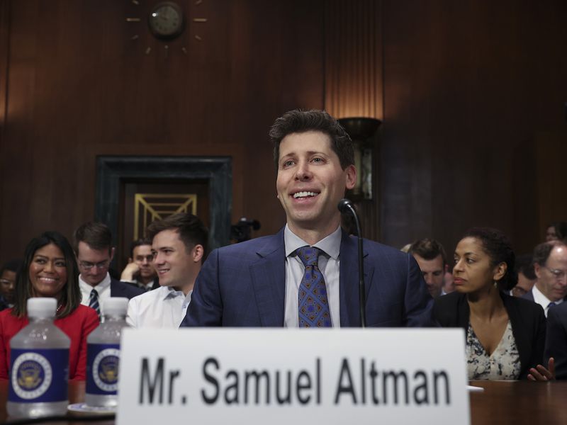 What AI Governance Can Learn From Crypto’s Decentralization Ethos