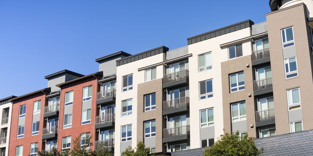 : ‘California is behind the rest of the country’: A new bill aims to limit security deposits for renters