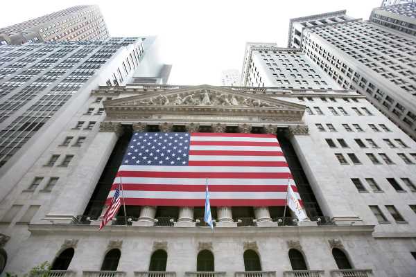 NASDAQ And SP500 Test New Highs As Inflation Rate Drops To 4%