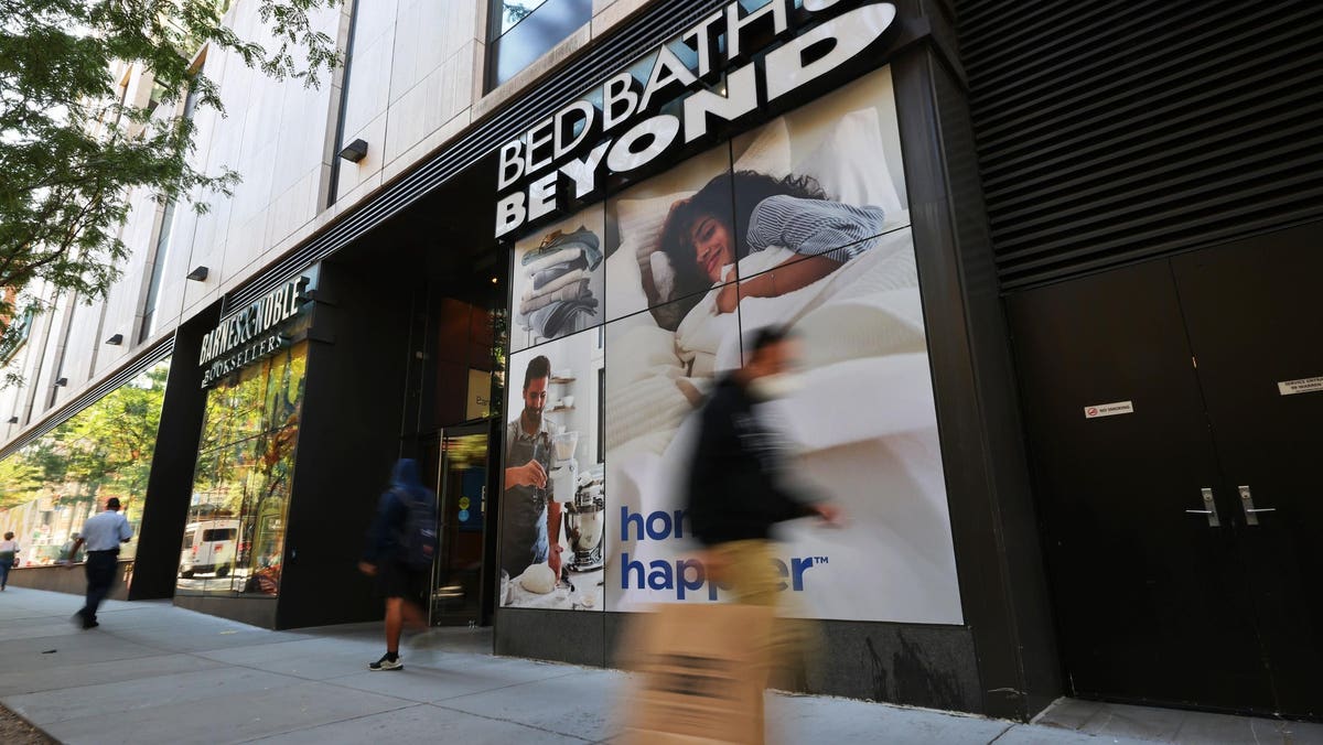 Overstock Wins $21.5 Million Bid For Bed Bath And Beyond Name