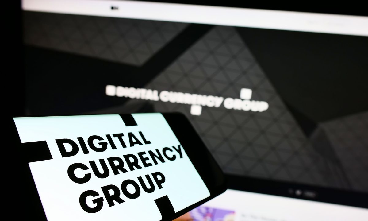 Cameron Winklevoss Accuses DCG’s Barry Silbert Of Fraud, Threatens Litigation