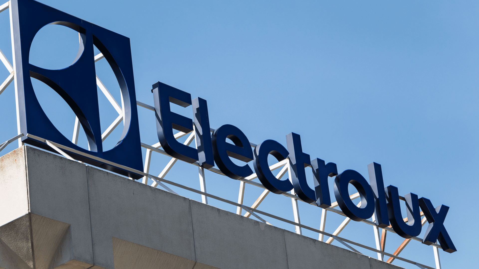 Electrolux’s data and analytics roadmap to improved customer experience