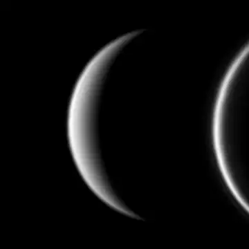 What Venus Is Doing This Weekend Is Only Done By One Other Planet