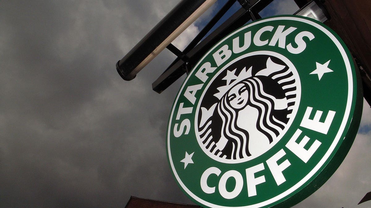 Starbucks Facing Lawsuit Because Mango Refreshers Don’t Contain Real Mango—Latest Fast Food Advertising Case