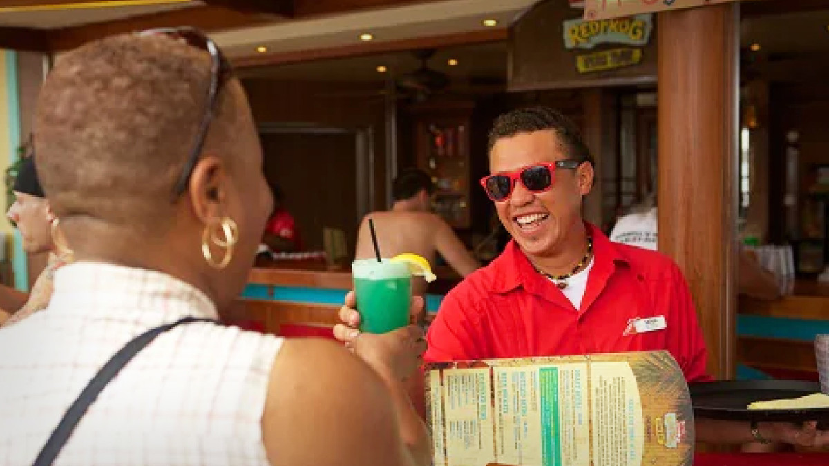Carnival Cruise Line pushes back on unpopular beverage policy