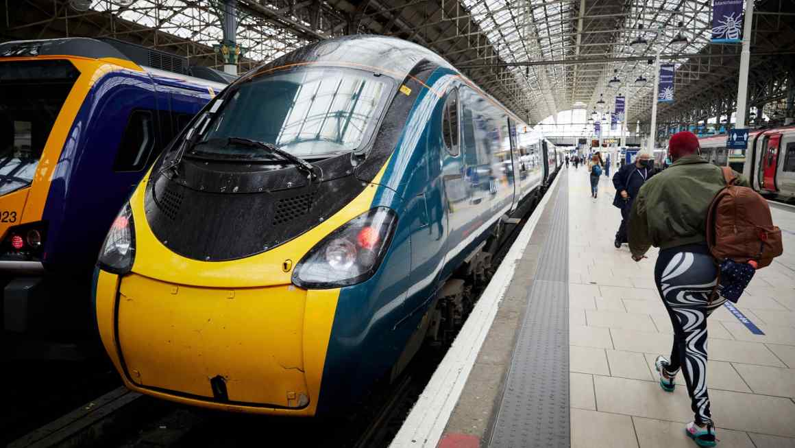 Greater Manchester mayor proposes compromise on HS2 rail line