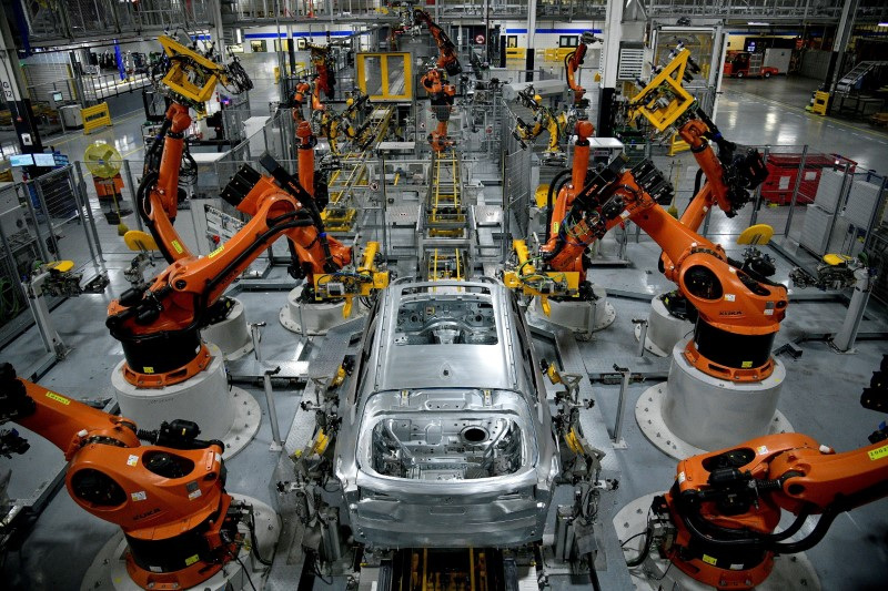 US factory orders surge in September