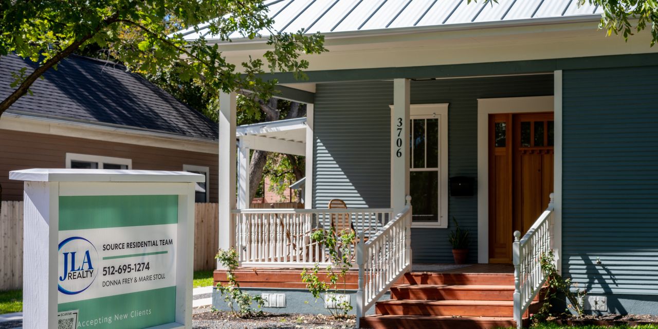 Economic Report: Demand for adjustable-rate mortgages jump 10% as U.S. mortgage rates stay stubbornly high