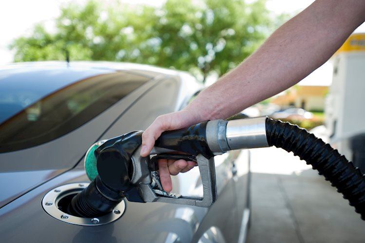 Oil flat at $71 despite dismal economic outlook for 2024