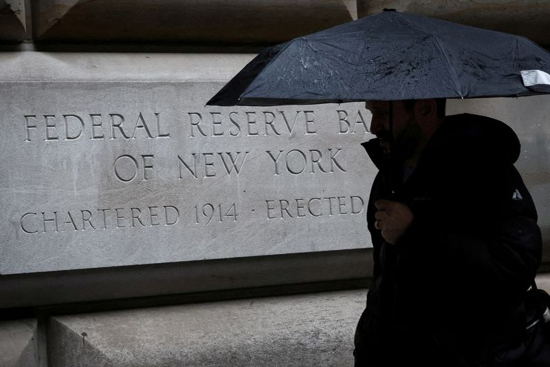 New York Fed: Inflows to reverse repo facility surge, hitting $1.018 trillion