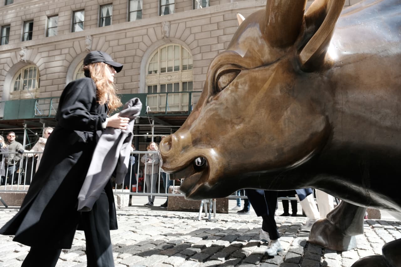 Soros ups stake in NY Community Bancorp as stock claws back from 27-year lows