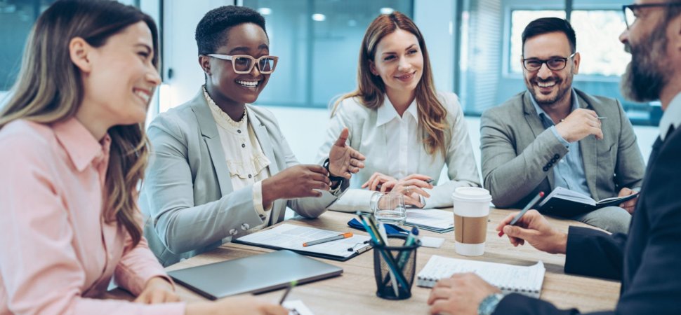 Meetings Are a Trainwreck. Avoid These 7 Fatal Errors to Make Your Meetings Better Right Now