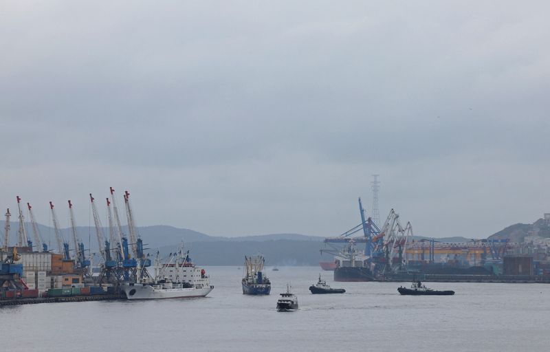 Russian think tank warns of stagnating industrial output, investment
