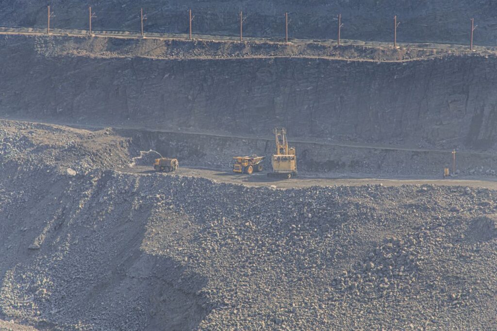 Anglo American to exit diamond, platinum and coal mining as it fights BHP bid