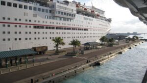 Carnival Cruise Line warns passengers about a cruise-ship scam