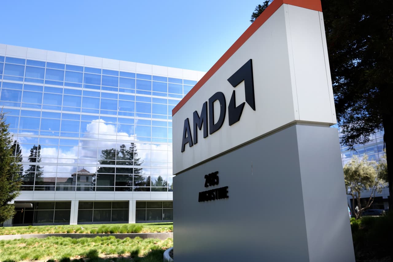 AMD is likely to boost its AI revenue outlook. Can that help its sagging stock?