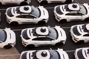 Uber and Waymo expand driverless ride service in two new major metros