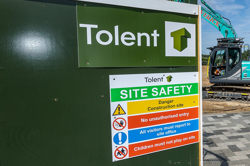 Delay to £120m ex-Tolent scheme over safety paint issues
