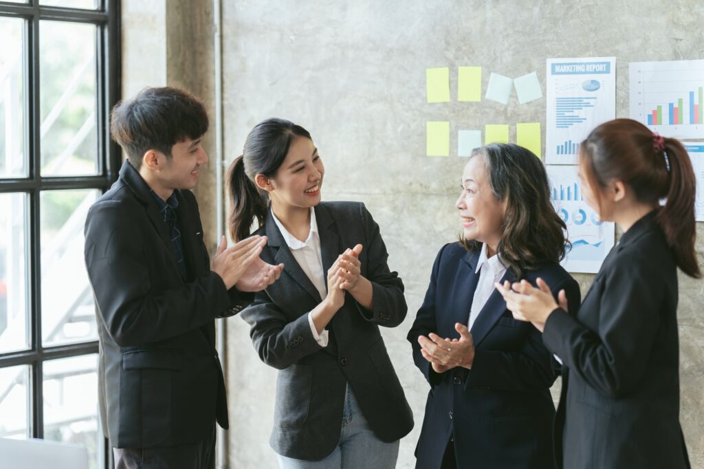 Maximizing Workplace Motivation with an Employee of the Month Program