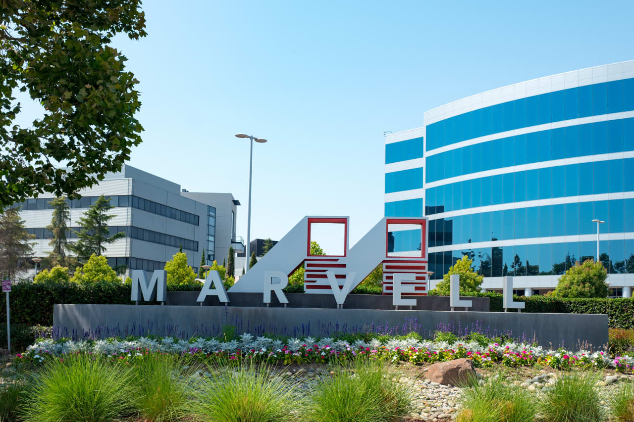 Marvell’s stock is falling as its earnings didn’t live up to the AI hype