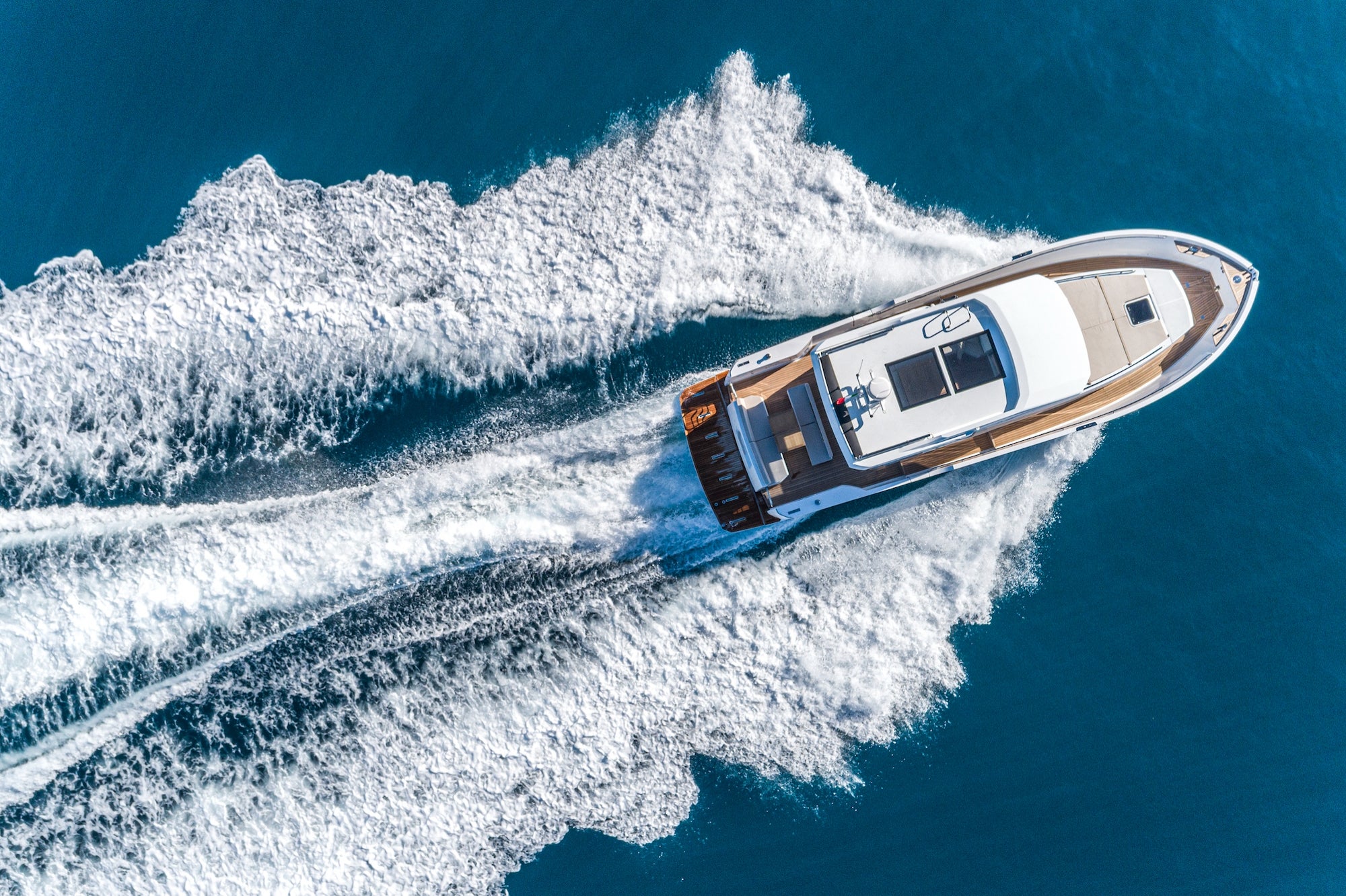 Brand New $1 Million Yacht Sinks Seconds After Hitting the Water for the First Time, Video Shows