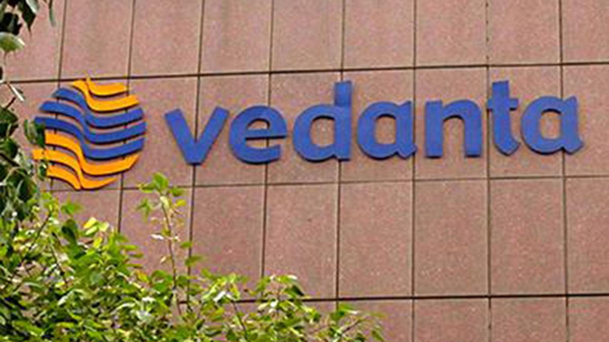 Vedanta mulls bond to repay private debt