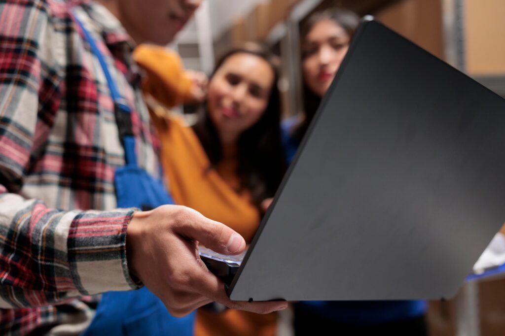 What Is Cloud Inventory Management Software and How Does It Work?