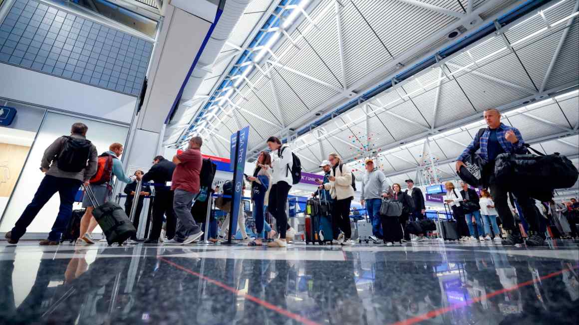 Hundreds of US flights cancelled as airport restrictions take effect