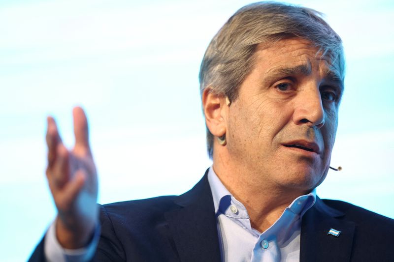 Argentina did not discuss $20 billion bailout with banks, minister says