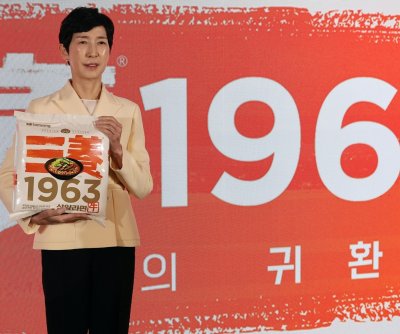 Samyang price hikes boost dividends as owner family benefits