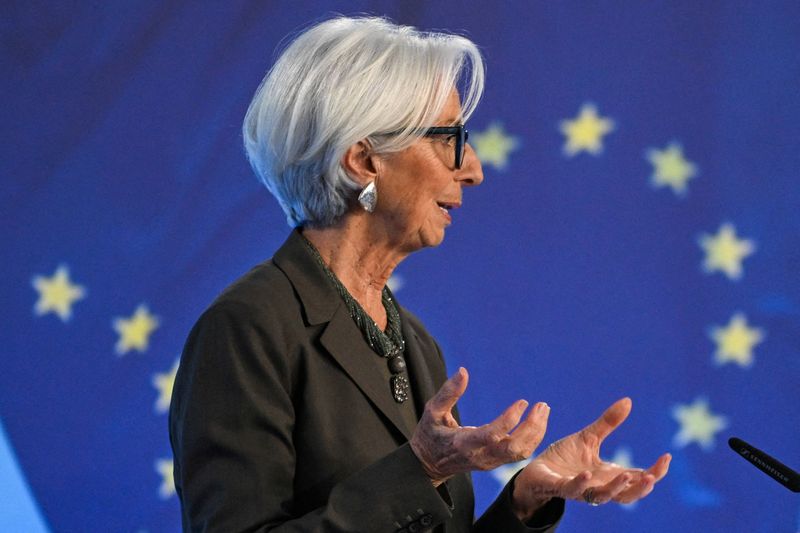 Analysis-Under siege from politics, central bankers fight back