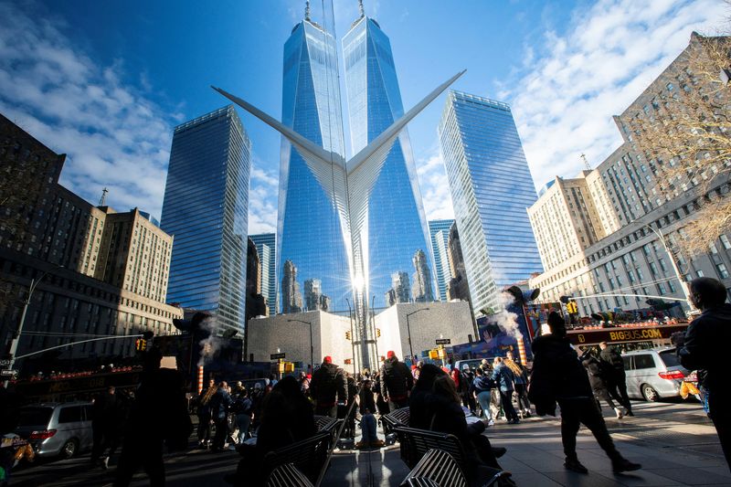 Analysis-Wall Street banks with large trading units may be biggest winners under US capital plan