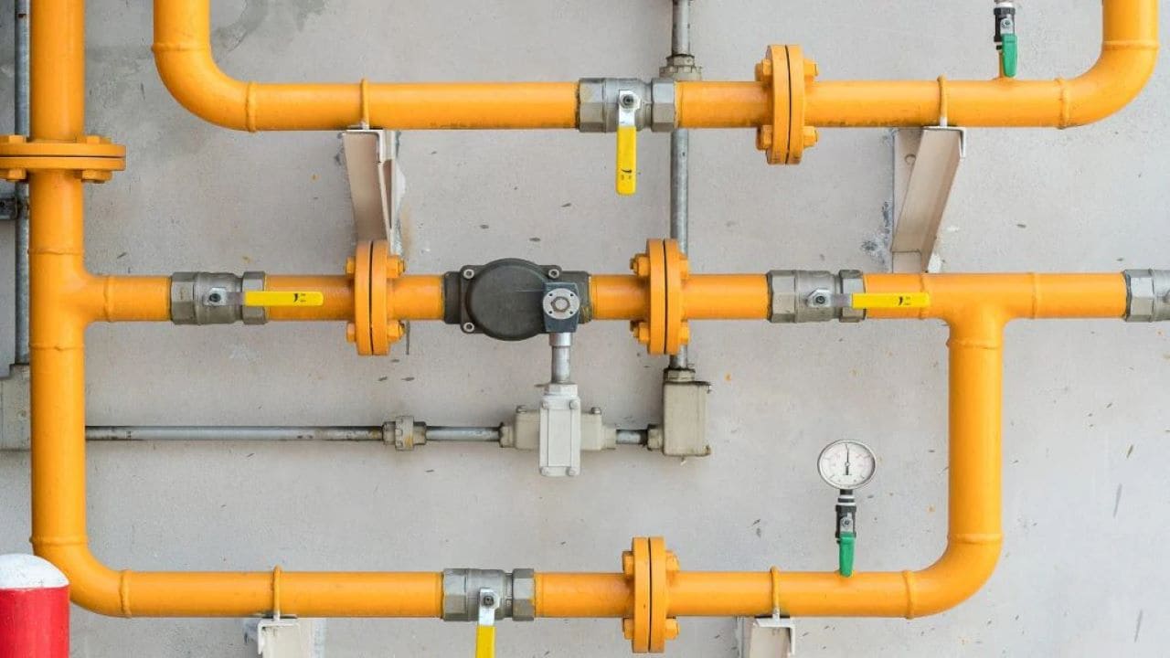 PNG rollout gets 10-day clearance rule as govt ramps up LPG allocation