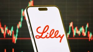 Early Eli Lilly stock investors now earn a 9% dividend yield-on-cost