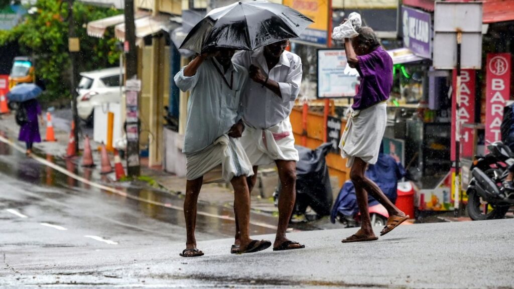 Rain, thunderstorms to lash Delhi; IMD forecasts heavy rain in South India