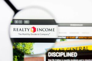 Is Realty Income (O) Stock a Buy After UBS Dropped $641M on It This Quarter?