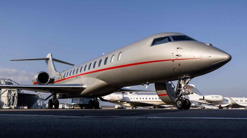 Trump calls for Bombardier boycott as Canada hits US with tariffs